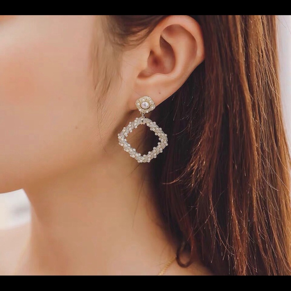 Baroque Court style Earring